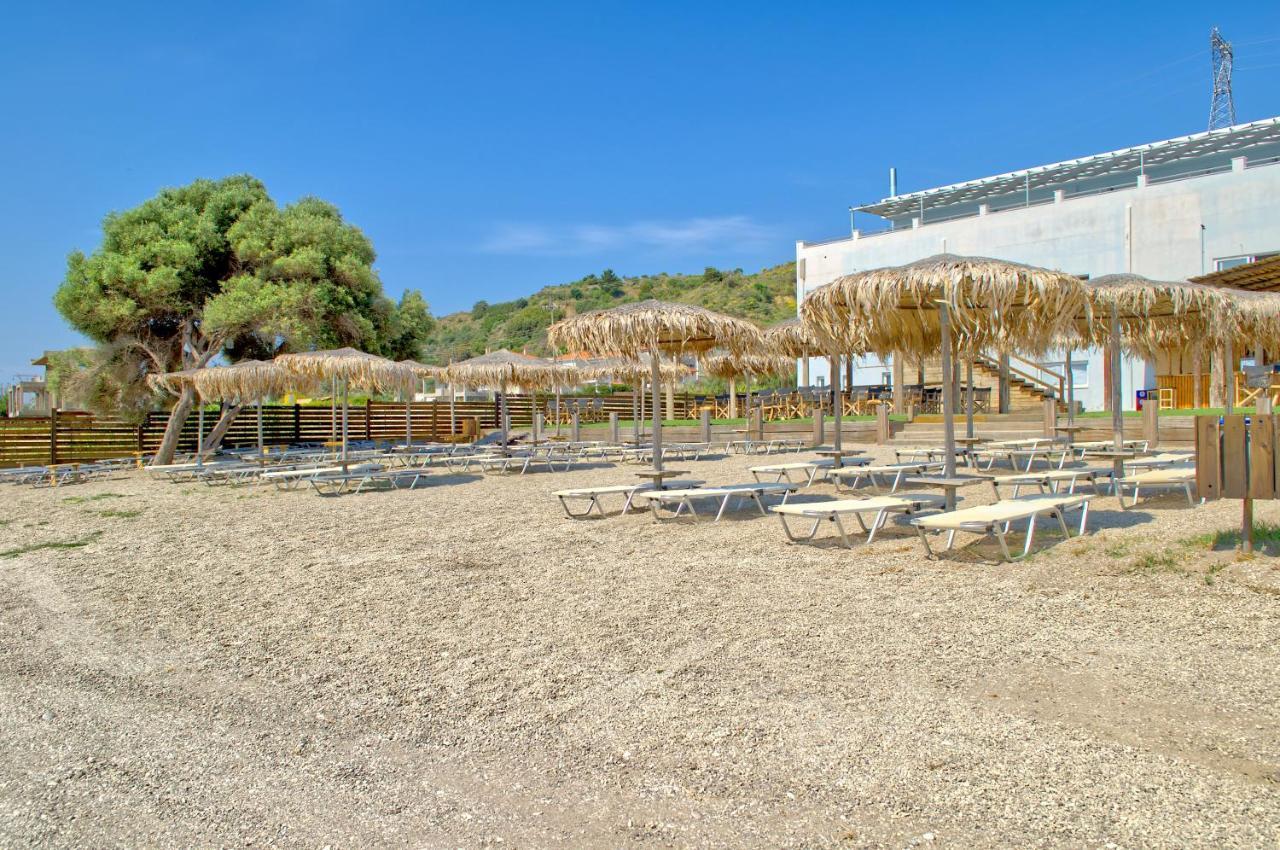 Epipleon Luxury Suites -104- Δωμάτιο 35Τμ Με Βεράντα 35Τμ Μπροστά Στη Θάλασσα 纳弗帕克托斯 外观 照片