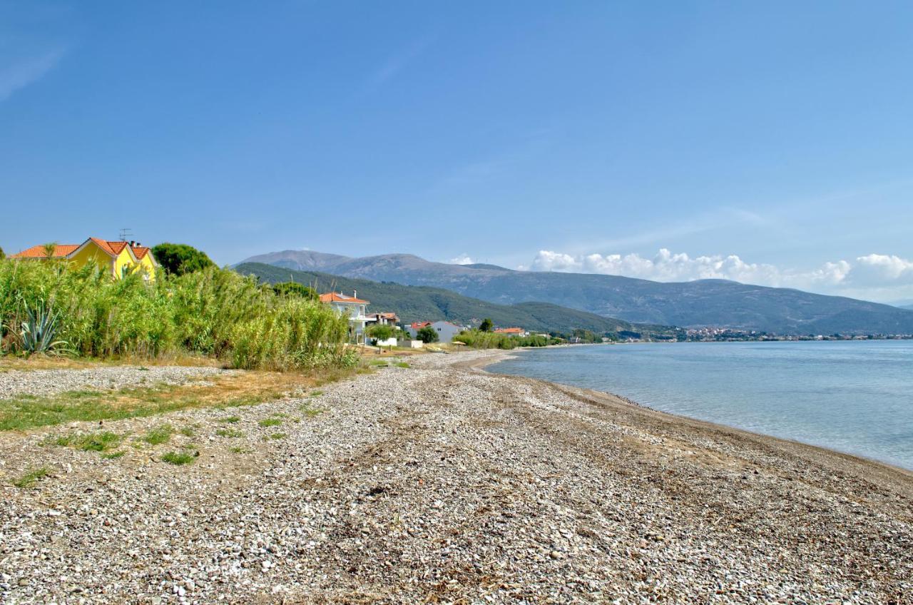 Epipleon Luxury Suites -104- Δωμάτιο 35Τμ Με Βεράντα 35Τμ Μπροστά Στη Θάλασσα 纳弗帕克托斯 外观 照片
